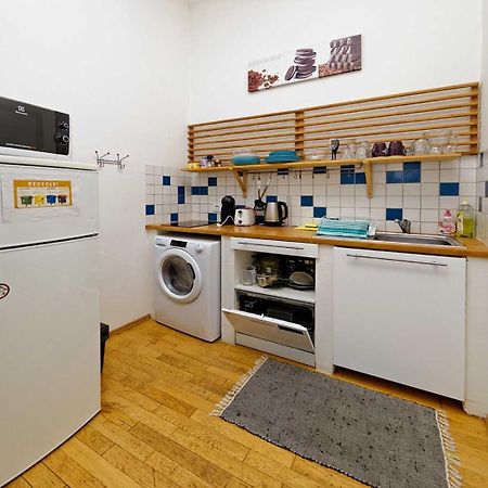 Peter'S Tower Apartments Praga Zewnętrze zdjęcie