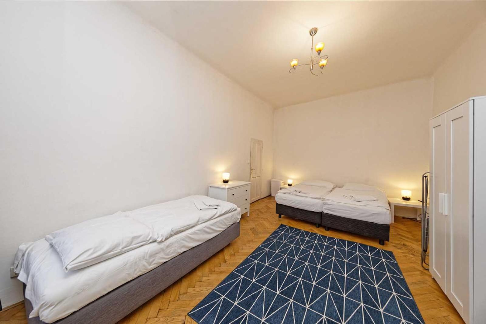 Peter'S Tower Apartments Praga Zewnętrze zdjęcie